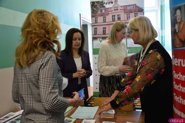 [FOTO] Za nami XX - jubileuszowa Giełda Edukacyjna w Lutomi Dolnej