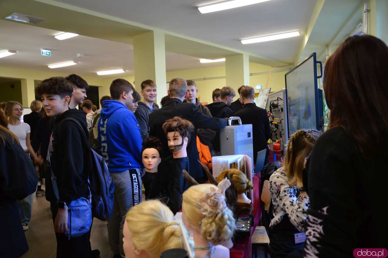 [FOTO] Za nami XX - jubileuszowa Giełda Edukacyjna w Lutomi Dolnej