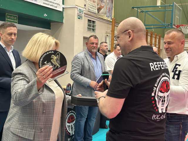 [FOTO] Otwarte Mistrzostwa WKA-Poland w Świdnicy. Sportowa Rywalizacja z Charytatywnym Serduchem dla Hany