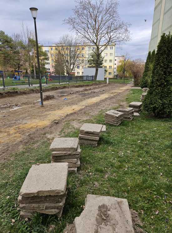 [FOTO] Postępują inwestycje na osiedlu Młodych w Świdnicy