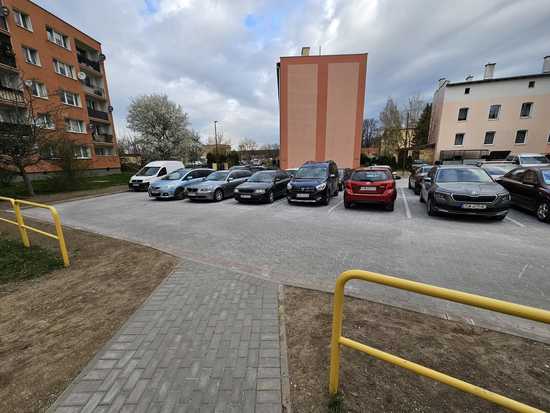 [FOTO] Postępują inwestycje na osiedlu Młodych w Świdnicy