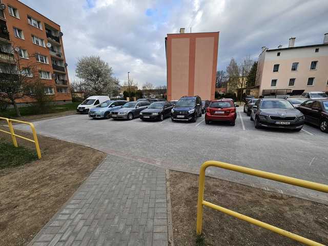 [FOTO] Postępują inwestycje na osiedlu Młodych w Świdnicy