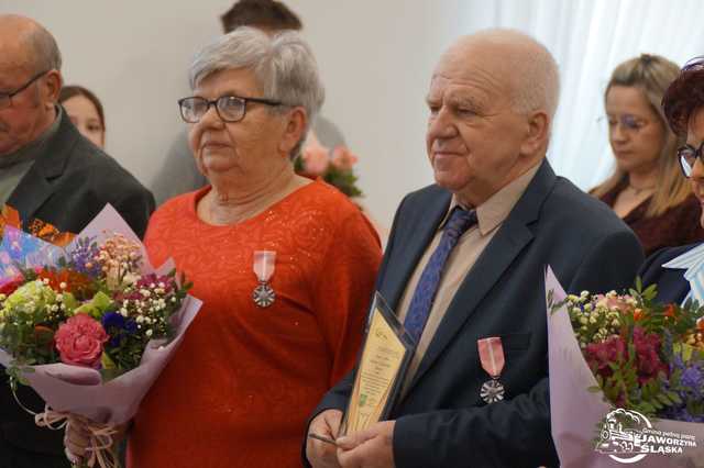 [FOTO] Cztery pary z gminy Jaworzyna Śląska świętowały Złote Gody i otrzymały pamiątkowe medale