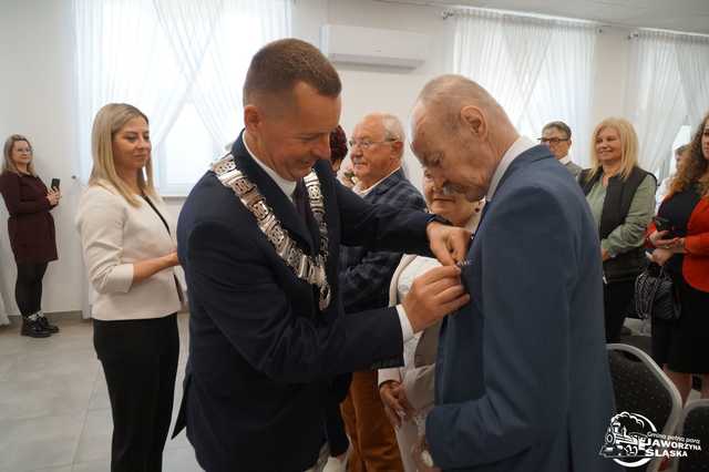 [FOTO] Cztery pary z gminy Jaworzyna Śląska świętowały Złote Gody i otrzymały pamiątkowe medale