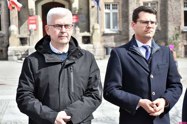 [WIDEO/FOTO] Parlamentarzyści i radni z ramienia PiS o pakcie migracyjnym 