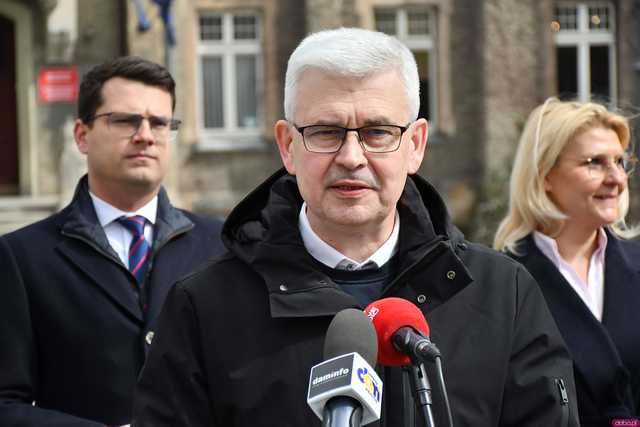[WIDEO/FOTO] Parlamentarzyści i radni z ramienia PiS o pakcie migracyjnym 