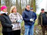 Posadzili drzewa. Wspólna akcja z Nadleśnictwem Świdnica 