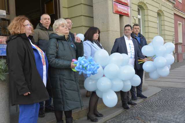 [FOTO] Obchodzili Dzień Świadomości Autyzmu. Ulicami miasta przeszedł niebieski marsz