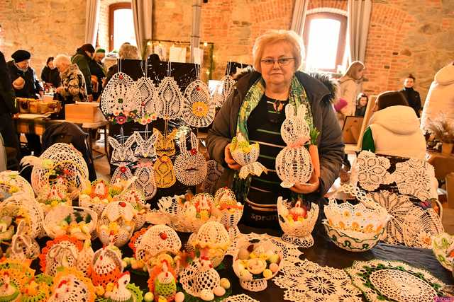 Wielkanocny Targ Ziemi przyciągnął do Tarnawy prawdziwe tlumy