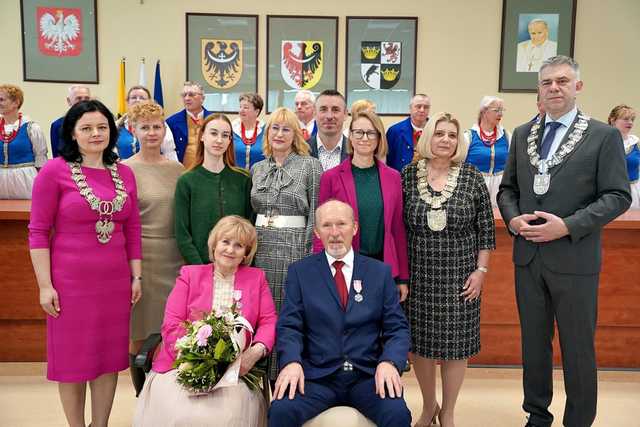 [FOTO] Medal za miłość i zrozumienie