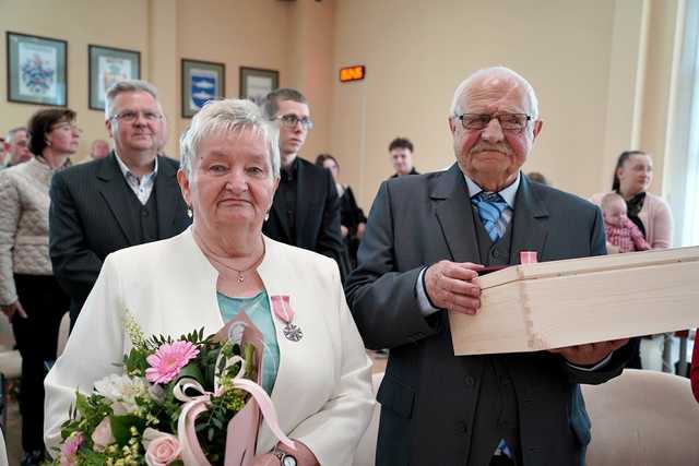 [FOTO] Medal za miłość i zrozumienie