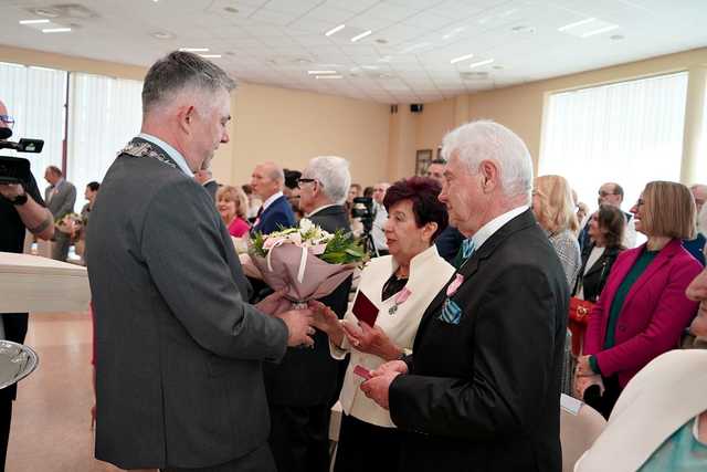 [FOTO] Medal za miłość i zrozumienie