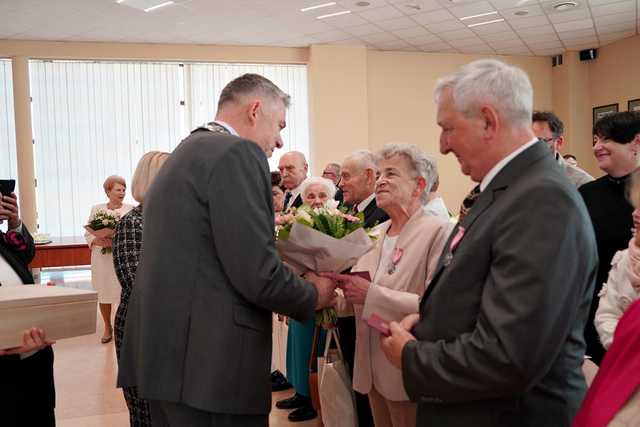 [FOTO] Medal za miłość i zrozumienie