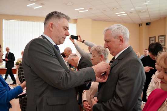 [FOTO] Medal za miłość i zrozumienie
