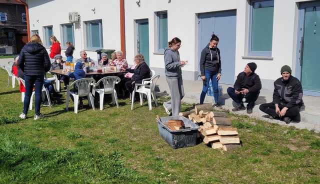 [FOTO] Mieszkańcy Pastuchowa posprzątali swoją wieś