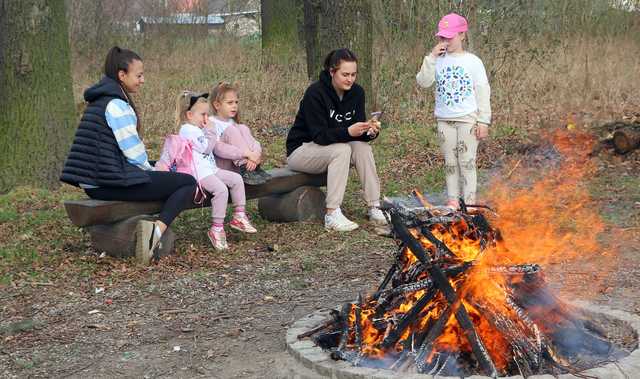 [FOTO] Mieszkańcy Dzierzkowa, Gniewkowa i Serwinowa posprzątali swoje miejscowości