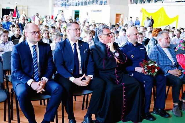 Dzień Patrona w SP Żarów 