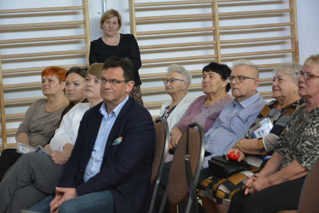 [FOTO] Seniorzy szkolili się na temat bezpieczeństwa i zdrowia