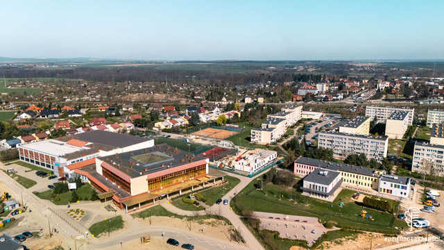 [FOTO] Postępuje budowa nowego hotelu i siłowni. To inwestycja za ponad 8,5 mln złotych