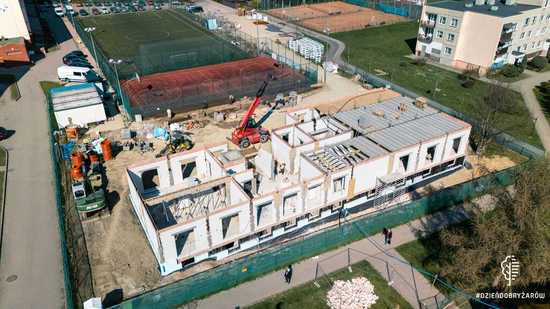 [FOTO] Postępuje budowa nowego hotelu i siłowni. To inwestycja za ponad 8,5 mln złotych