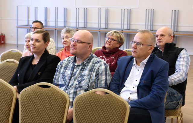 [FOTO] Porozmawiali z seniorami o bezpieczeństwie