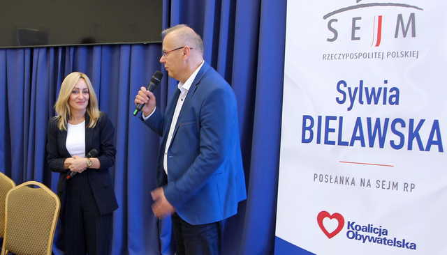 [FOTO] Porozmawiali z seniorami o bezpieczeństwie