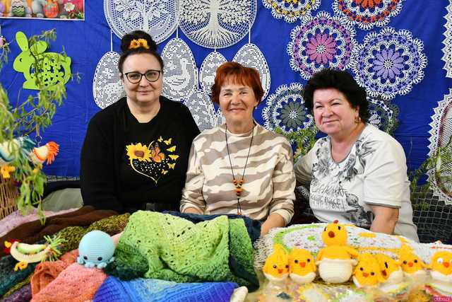 [WIDEO/FOTO] Magia świąt, bogato zastawione stoły oraz występy artystyczne na Jarmarku Wielkanocnym w Strzegomiu
