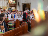 [WIDEO/FOTO] Magia świąt, bogato zastawione stoły oraz występy artystyczne na Jarmarku Wielkanocnym w Strzegomiu