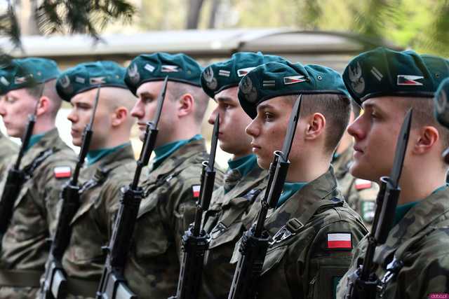 [WIDEO/FOTO] Świdniczanie upamiętnili 85. rocznicę zbrodni katyńskiej
