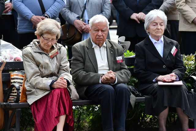 [WIDEO/FOTO] Świdniczanie upamiętnili 85. rocznicę zbrodni katyńskiej