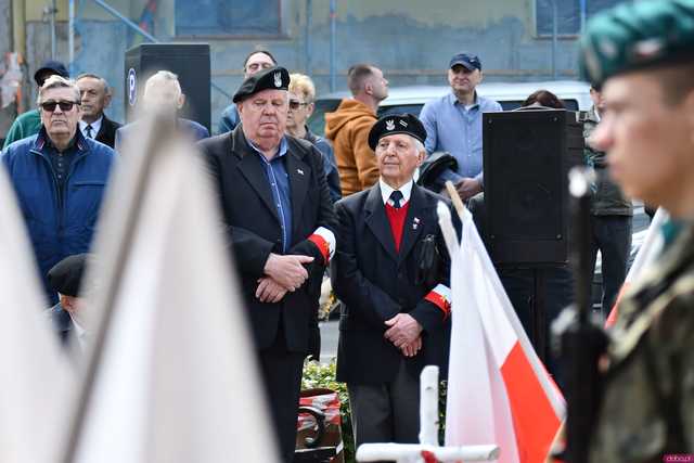 [WIDEO/FOTO] Świdniczanie upamiętnili 85. rocznicę zbrodni katyńskiej