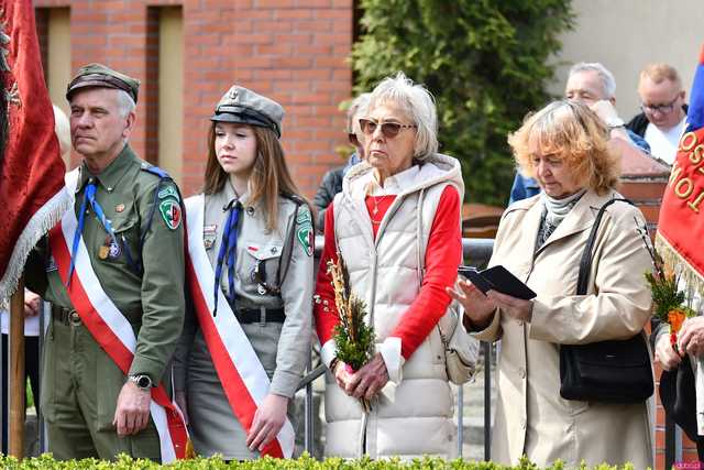 [WIDEO/FOTO] Świdniczanie upamiętnili 85. rocznicę zbrodni katyńskiej