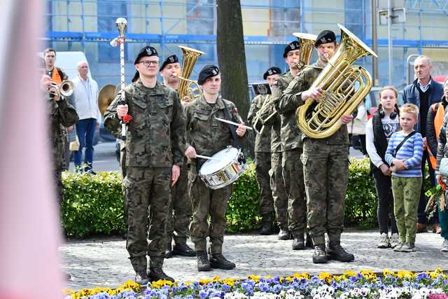 [WIDEO/FOTO] Świdniczanie upamiętnili 85. rocznicę zbrodni katyńskiej