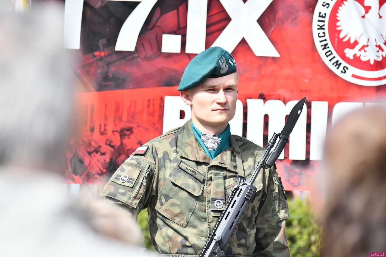 [WIDEO/FOTO] Świdniczanie upamiętnili 85. rocznicę zbrodni katyńskiej