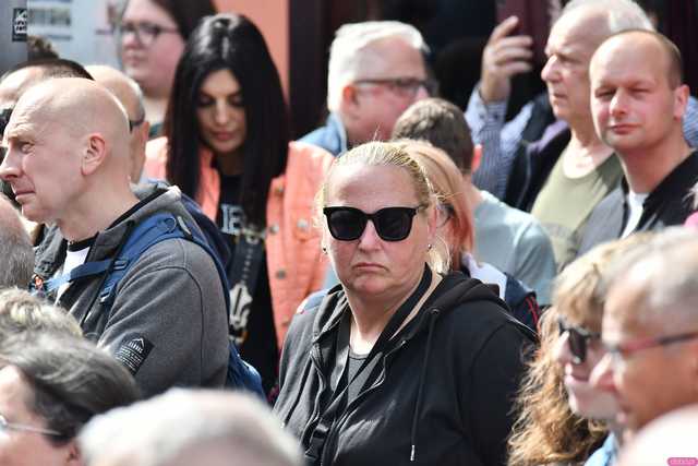 [WIDEO/FOTO] Rafał Trzaskowski z wizytą na świdnickim rynku. Kaczyński boi się wszystkiego, a aspiruje do rządzenia krajem