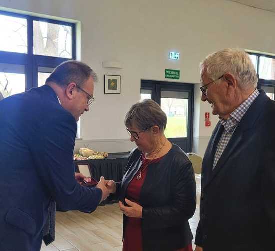 [FOTO] Małżeństwo ze Świebodzic świętowało Żelazne Gody!