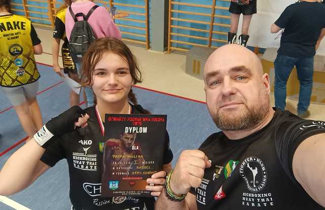 [FOTO] Grad medali dla jaworzyńskich fighterów
