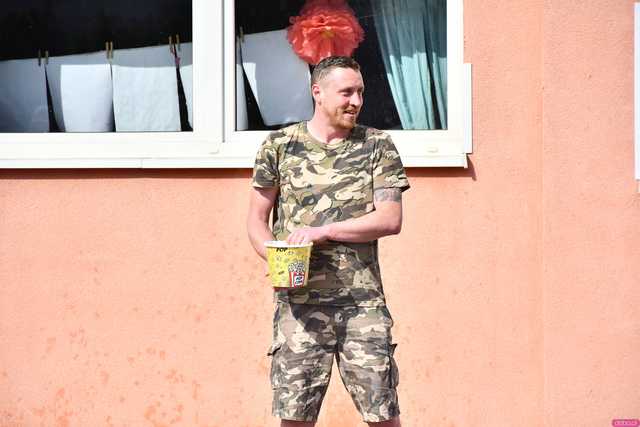 [WIDEO/FOTO] Celebrowali śmigusa-dyngusa. Świetna zabawa podczas Wodnej Bitwy w Żarowie