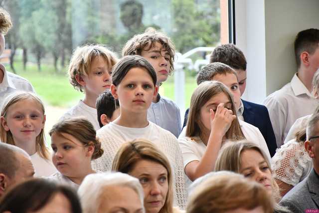 [WIDEO/FOTO] Tak prezentuje się szkoła w Gniewkowie w nowej odsłonie. Uroczyste otwarcie po remoncie i rozbudowie