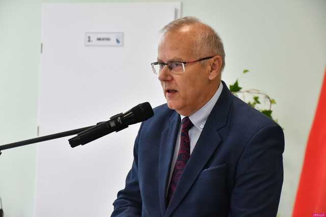 [WIDEO/FOTO] Tak prezentuje się szkoła w Gniewkowie w nowej odsłonie. Uroczyste otwarcie po remoncie i rozbudowie