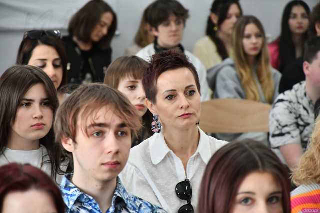 [FOTO] Problemy psychiczne młodych ludzi tematem przewodnim I Forum Młodzieży w świdnickim Mechaniku