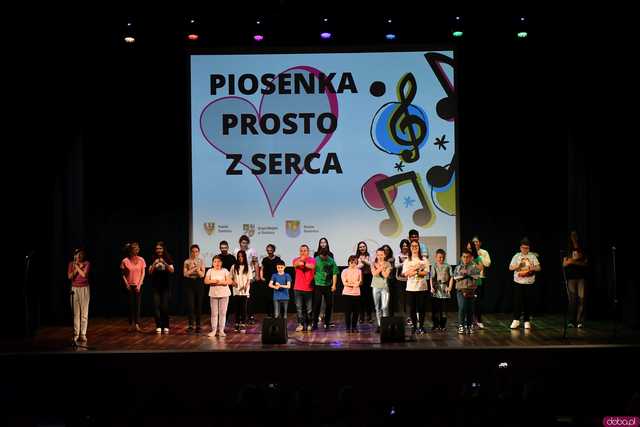 [WYNIKI/WIDEO/FOTO] Piosenka Prosto z Serca. Znamy wyniki konkursu piosenki zorganizowanego przez ZSS w Świdnicy