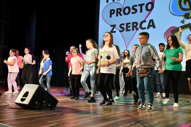 [WYNIKI/WIDEO/FOTO] Piosenka Prosto z Serca. Znamy wyniki konkursu piosenki zorganizowanego przez ZSS w Świdnicy