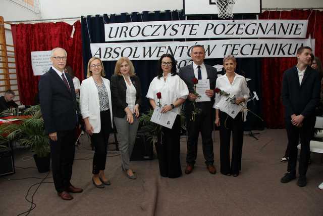 [FOTO] Pożegnanie abiturientów ze świdnickiego Mechanika
