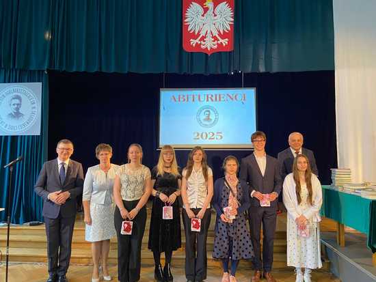 [FOTO] Zakończenie roku maturzystów z III LO