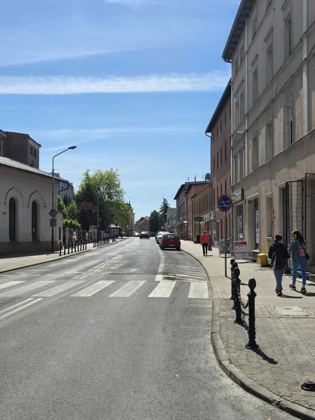 [FOTO] Posadzą drzewa wzdłuż ul. Armii Krajowej
