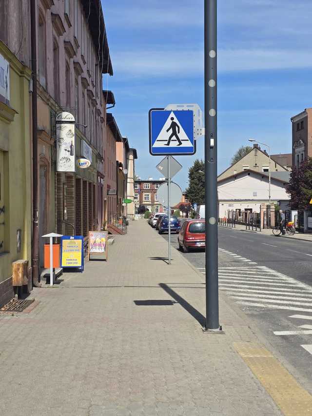 [FOTO] Posadzą drzewa wzdłuż ul. Armii Krajowej