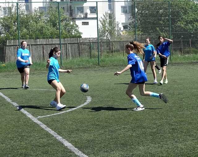 [FOTO] Dziewczęta z klas 5-6 rywalizowały w międzyszkolnym turnieju piłkarskim