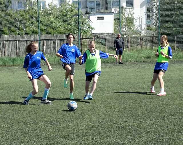 [FOTO] Dziewczęta z klas 5-6 rywalizowały w międzyszkolnym turnieju piłkarskim