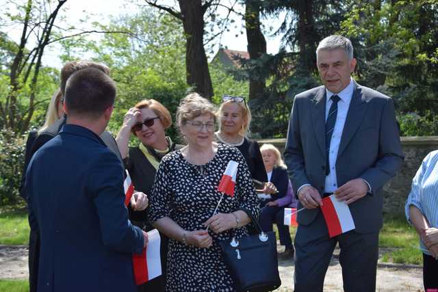 [FOTO] Pszenno biało-czerwone – uroczyste obchody Dnia Flagi RP 